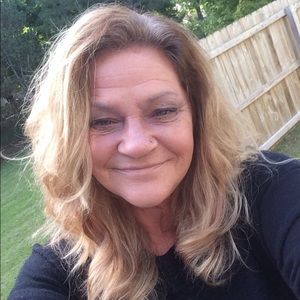 Meet your Posher, Anne